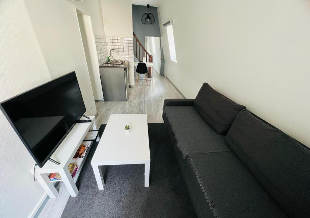 L'Appartement Des Ducs 第戎 外观 照片